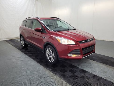 Used 2015 Ford Escape SE w/ Equipment Group 201A image 13