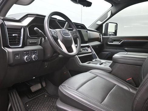 Used 2024 GMC Sierra 3500 Denali w/ Denali Reserve Package AWD/4WD image 19