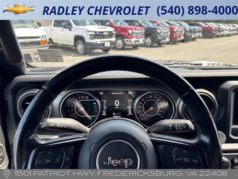 Used 2021 Jeep Gladiator Sport AWD/4WD image 6