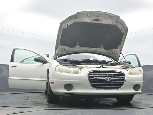 Used 2001 Chrysler LHS image 57
