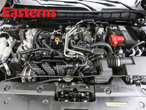 Used 2025 Nissan Altima 2.5 SV image 7