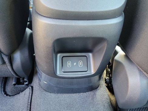 New 2026 Hyundai Elantra Sport FWD image 21