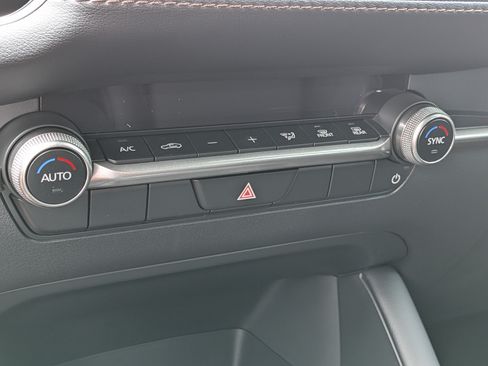 New 2026 MAZDA MAZDA3 s Sport FWD image 31