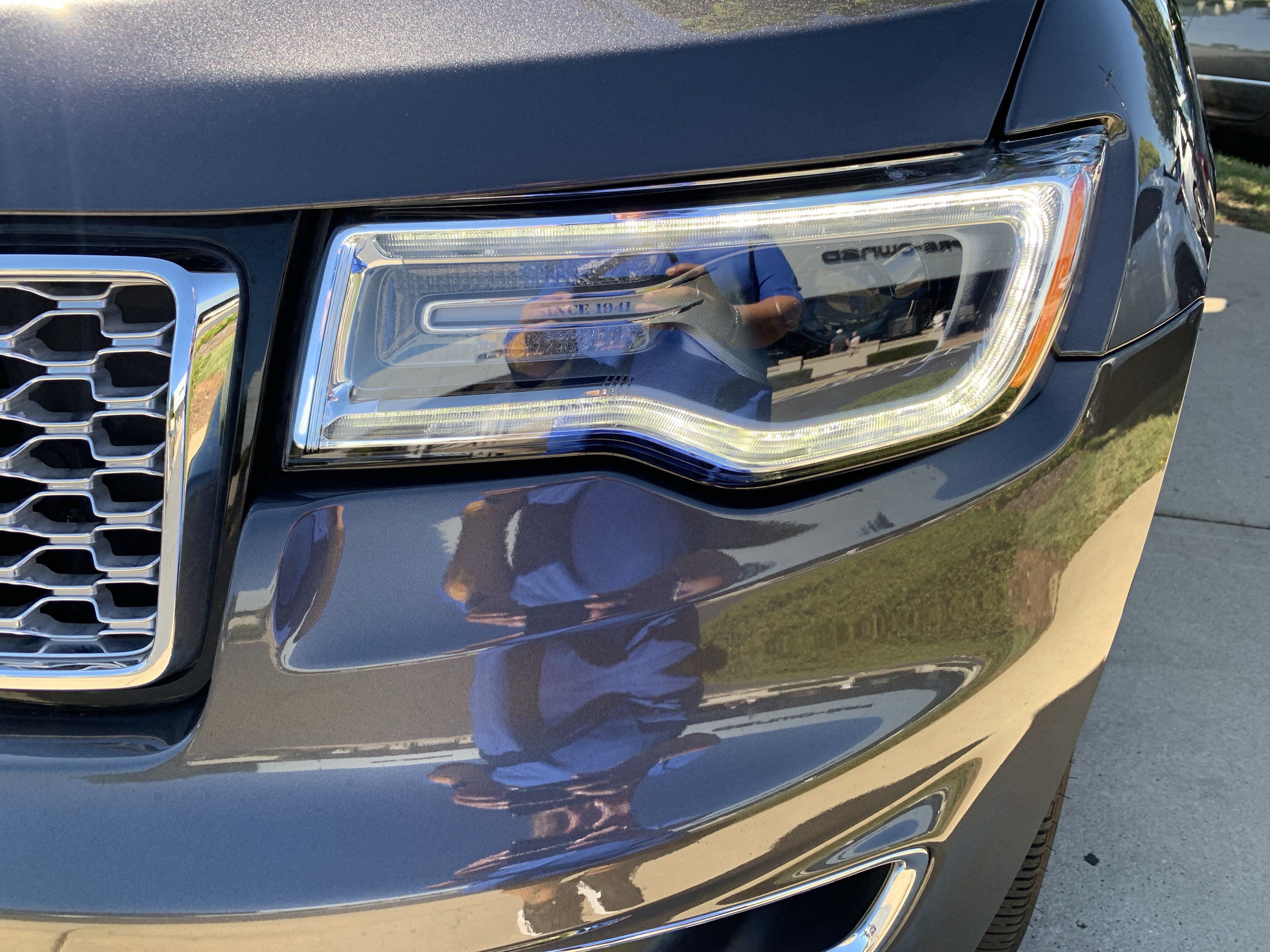 Used 2020 Jeep Grand Cherokee Overland AWD/4WD image 6