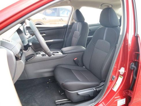 New 2025 Nissan Sentra SV w/ All-Weather Package image 8