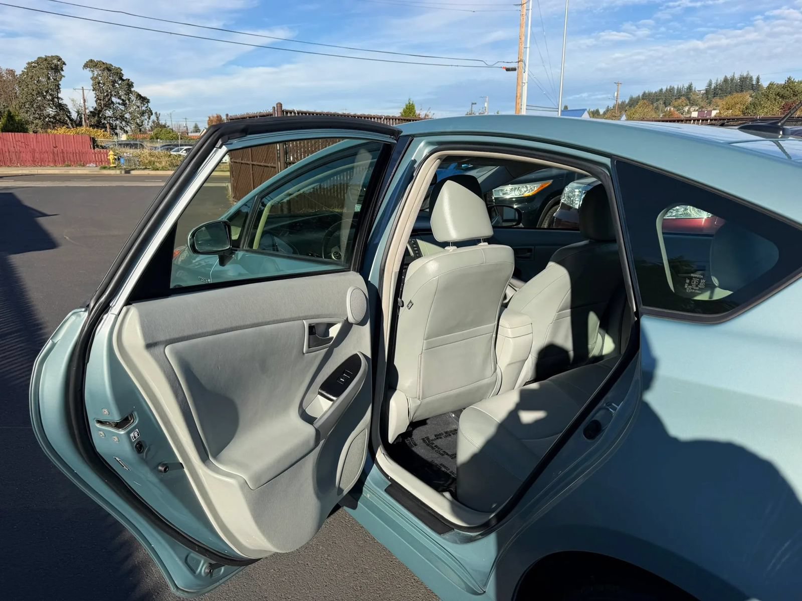 Used 2012 Toyota Prius Four FWD image 12