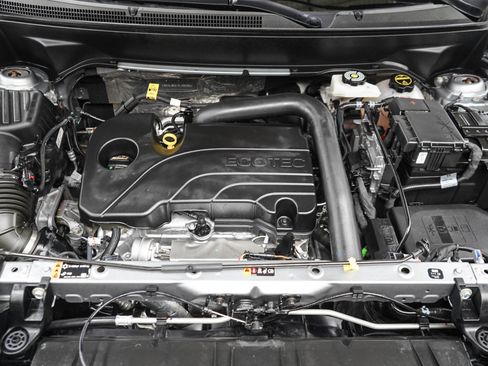 Used 2024 GMC Terrain SLE FWD image 28