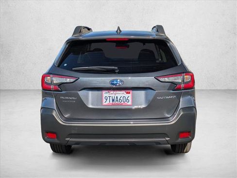 Certified 2025 Subaru Outback Premium image 6