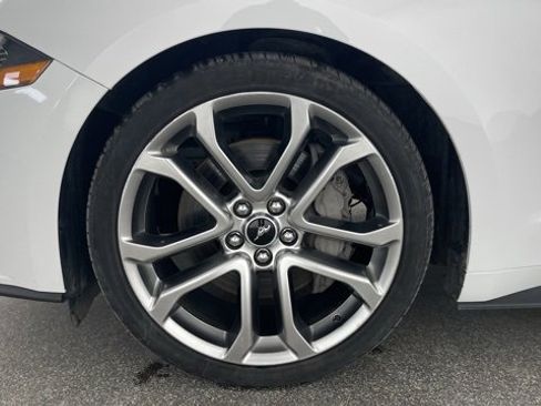 Used 2018 Ford Mustang GT Premium w/ Equipment Group 401A image 46