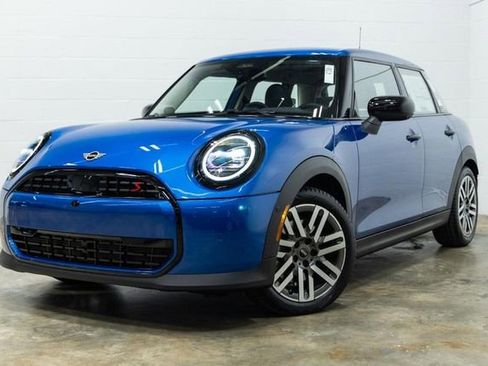 Certified 2025 MINI Cooper S image 9