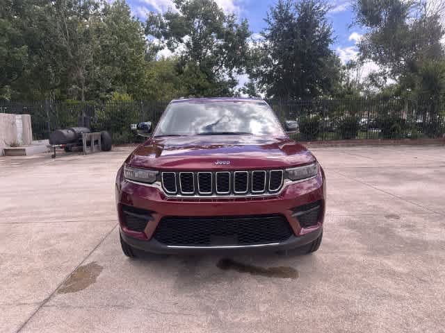 Used 2023 Jeep Grand Cherokee Laredo RWD image 17