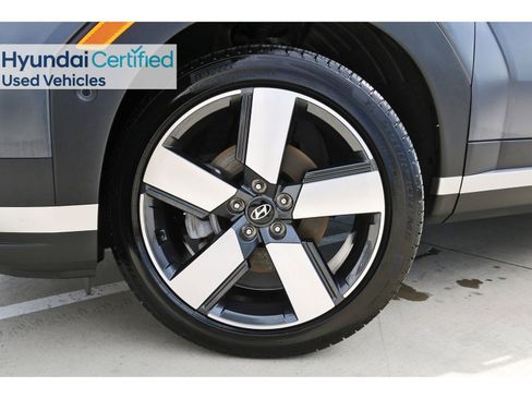 Certified 2025 Hyundai Santa Fe Limited image 34