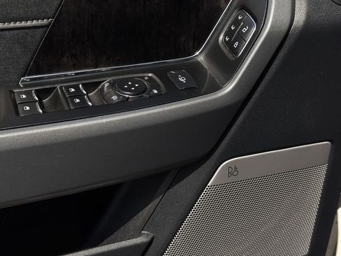 Used 2023 Ford F250 Lariat w/ Sport Appearance Package image 25