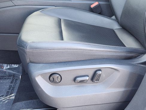 Used 2019 Volkswagen Atlas SE image 25