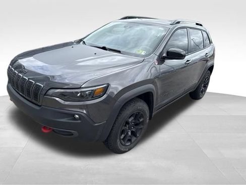 Used 2022 Jeep Cherokee Trailhawk w/ Premium Leather Package AWD/4WD image 2