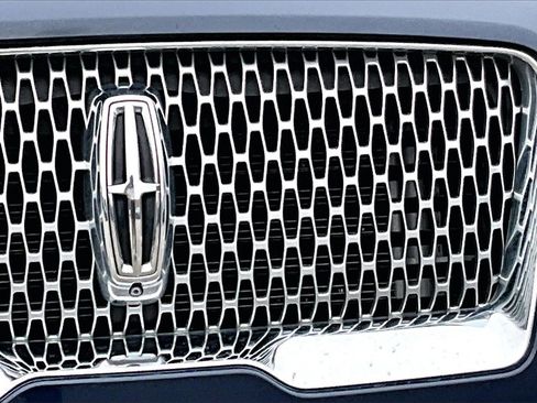 Used 2020 Lincoln Navigator L Reserve w/ Luxury Package image 11