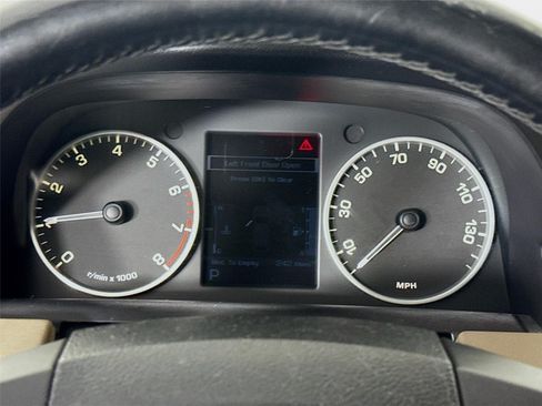 Used 2011 Land Rover Range Rover Sport HSE AWD/4WD image 13