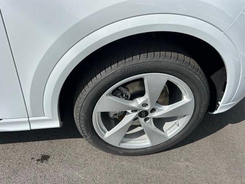 Used 2025 Audi Q5 Premium Plus w/ Premium Plus AWD/4WD image 27