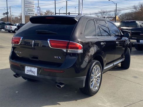 Used 2014 Lincoln MKX FWD w/ Equipment Group 102A image 9