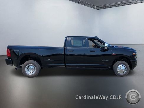 New 2026 RAM 3500 Laramie AWD/4WD image 3