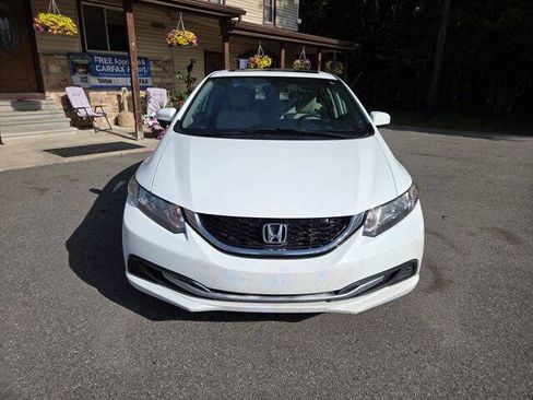 Used 2015 Honda Civic EX image 9