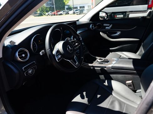 Used 2019 Mercedes-Benz C 300 Sedan image 18