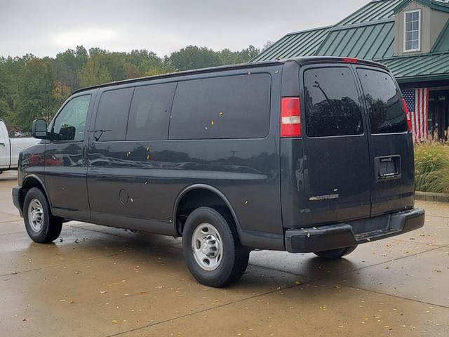 Used 2017 Chevrolet Express 2500 LS RWD image 8