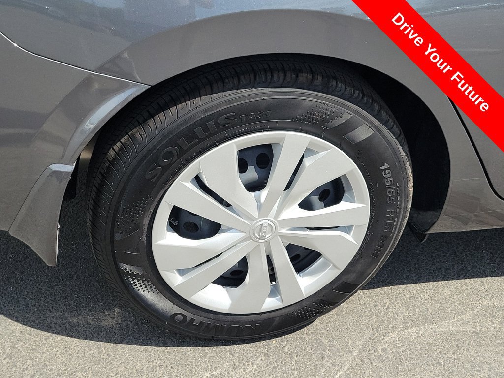 Used 2025 Nissan Versa S w/ Trunk Package FWD image 26