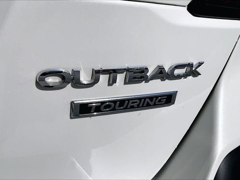 Used 2021 Subaru Outback Touring w/ Popular Package #2 image 9