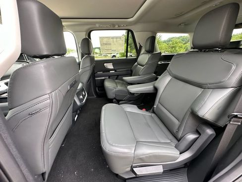 New 2026 Ford Expedition Active AWD/4WD image 20