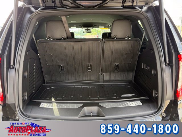 Used 2024 GMC Yukon AT4 w/ LPO, Floor Liner Package AWD/4WD image 38
