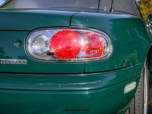 Used 1991 MAZDA MX-5 Miata Special Edition image 97