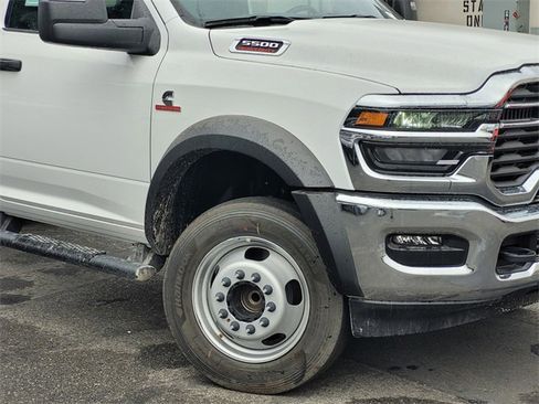 New 2026 RAM 5500 Tradesman w/ Chrome Appearance Group image 3