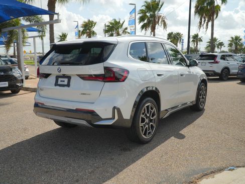 Used 2025 BMW X1 xDrive28i w/ Convenience Package AWD/4WD image 5