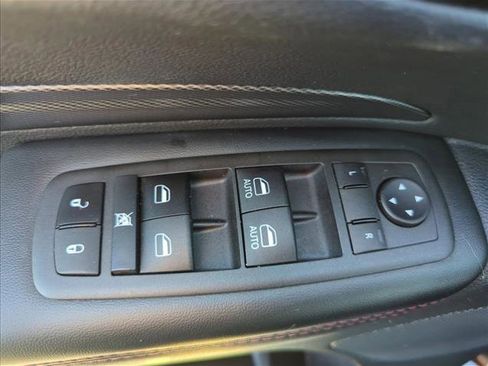 Used 2022 Dodge Durango R/T w/ Trailer Tow Group IV image 30