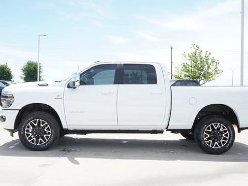 New 2026 RAM 2500 Limited AWD/4WD image 6