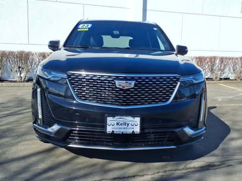 Used 2023 Cadillac XT6 Premium Luxury w/ Technology Package image 2