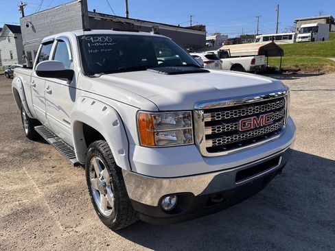 Used 2013 GMC Sierra 2500 SLT w/ SLT Convenience Package image 9