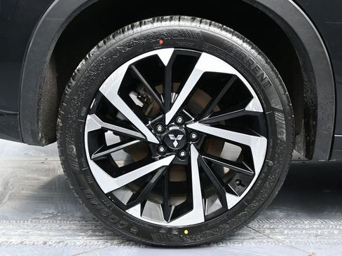 Used 2023 Mitsubishi Outlander SEL image 13