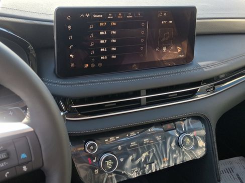 New 2026 INFINITI QX60 Luxe w/ Cargo Package image 7