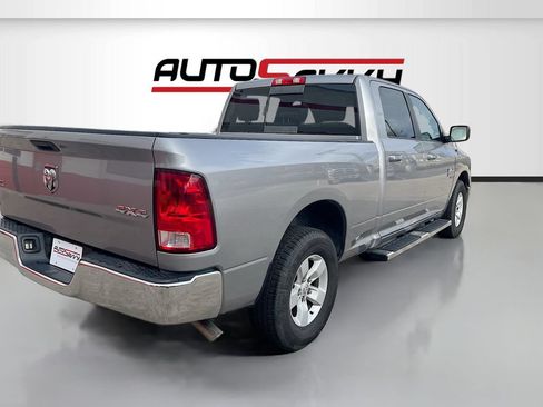 Used 2020 RAM 1500 Classic SLT AWD/4WD image 7
