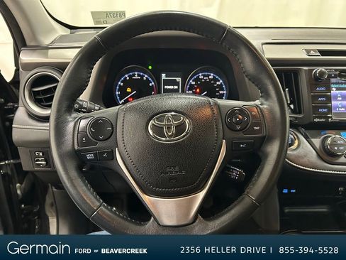 Used 2018 Toyota RAV4 XLE image 21