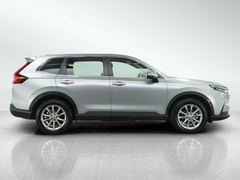 Used 2025 Honda CR-V EX image 6