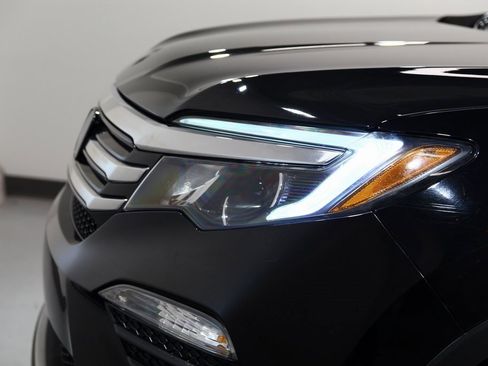 Used 2016 Honda Pilot Touring image 16