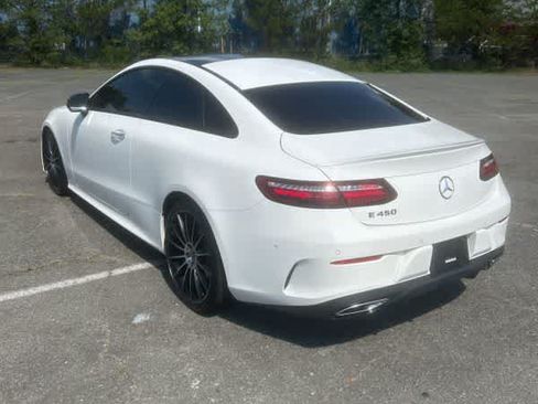Used 2022 Mercedes-Benz E 450 Coupe image 2