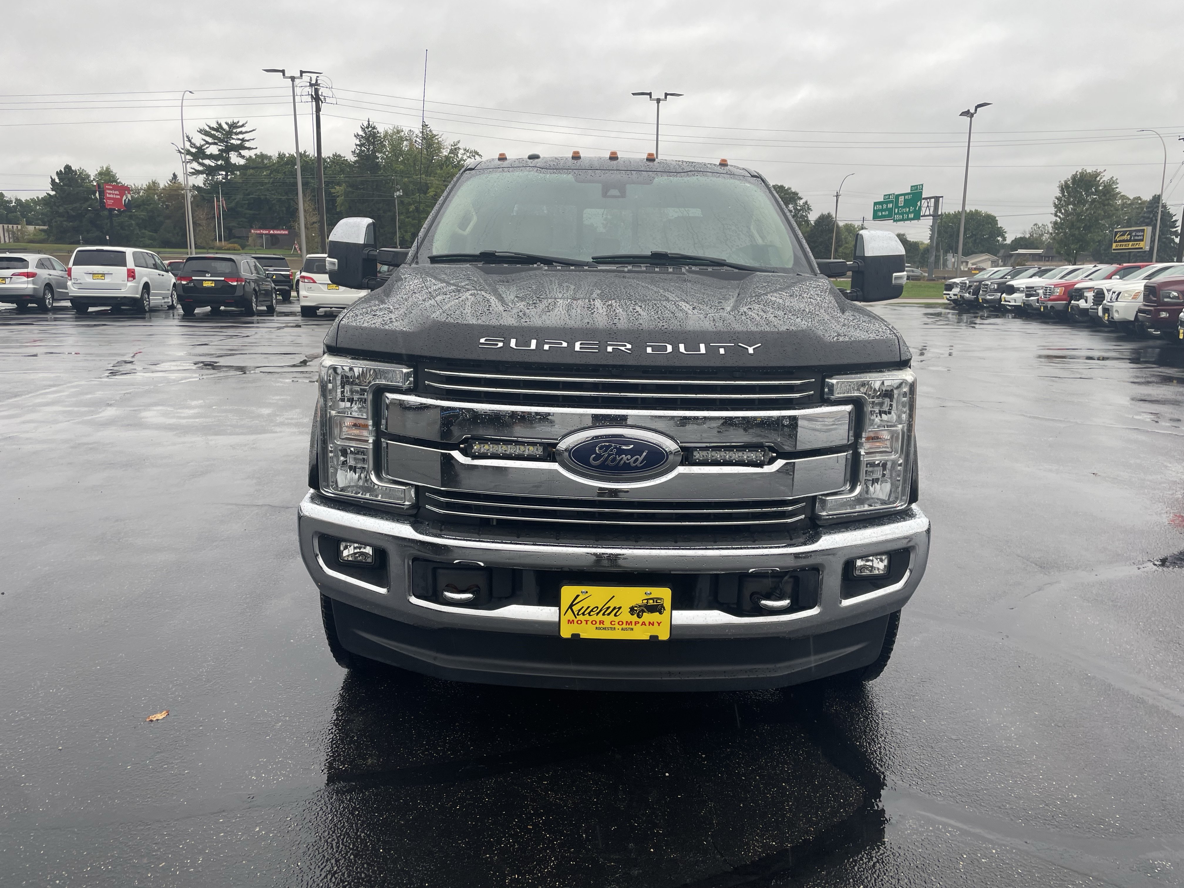 Used 2017 Ford F350 Lariat AWD/4WD image 3