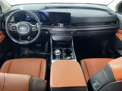 New 2026 Kia Carnival EX image 37