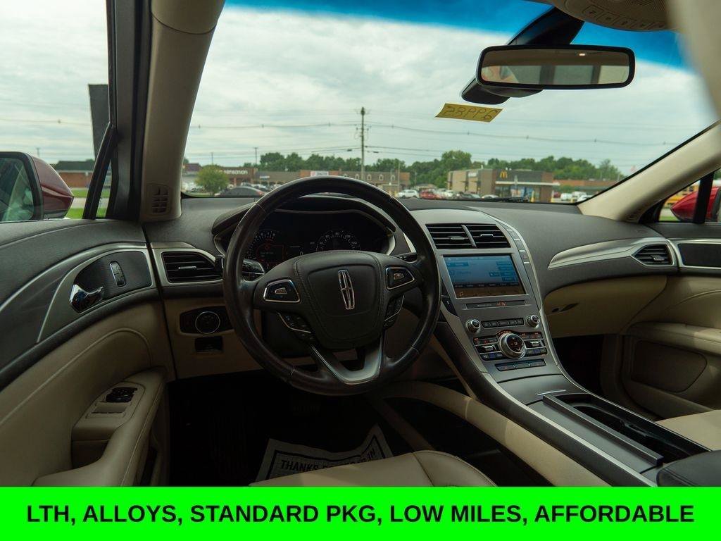 Used 2019 Lincoln MKZ Premiere FWD image 12