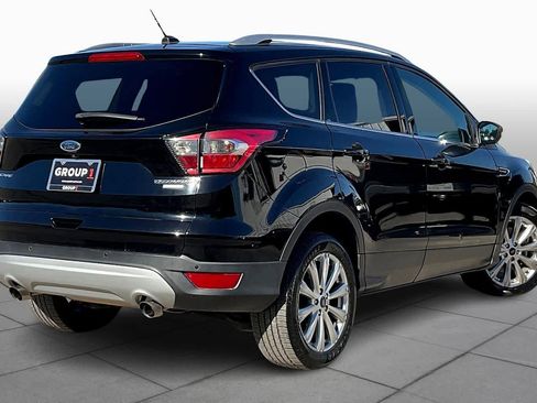 Used 2017 Ford Escape Titanium image 12