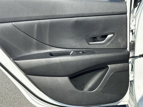 New 2026 Hyundai Elantra Blue image 21